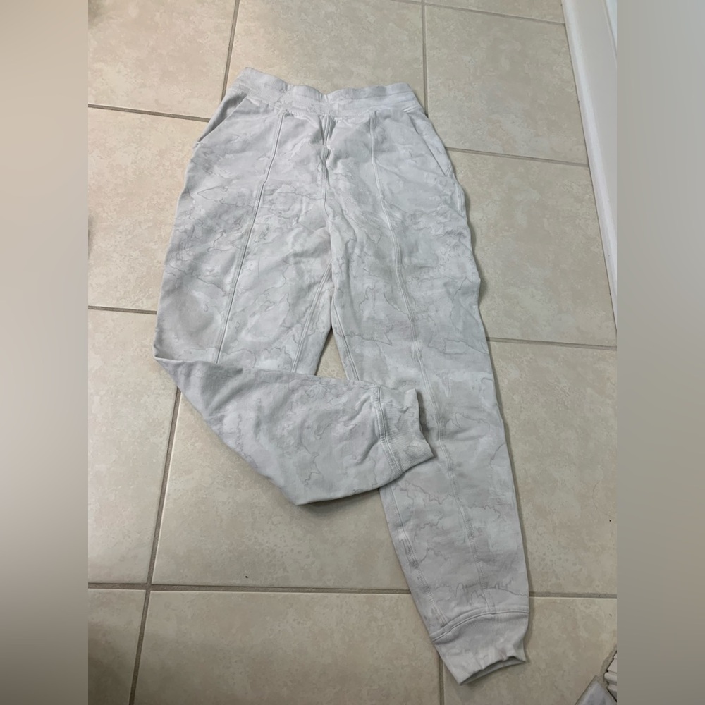 Lululemon LA Jogger